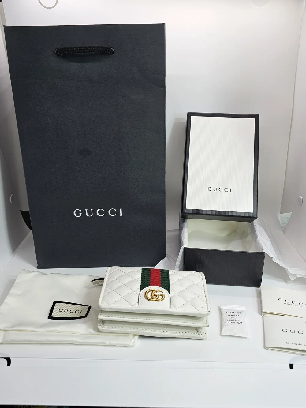 Gucci White Quilted Mini Wallet with Gold Accent - Picture 1 of 16